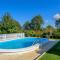 Amazing Home With Swiming Pool - Gačice