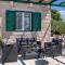 Lovely Home In Pucisca - Praznica