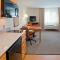 Candlewood Suites Pearland by IHG