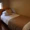 Stylish house/Heated swimming pool-5min to Beach
