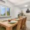 Stunning Home In Lun With Wifi - Lun