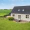 Lovely Home In Fejø With Wifi - Østerby