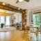 Walk to Downtown Eclectic Wisconsin Dells Home - 威斯康星戴尔