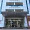 Marina Grand Metro Suites