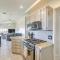 Lake Havasu Views Home with Patio and Putting Green! - مدينة ليك هافاسو