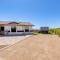 Lake Havasu Views Home with Patio and Putting Green! - مدينة ليك هافاسو