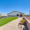 Lake Havasu Views Home with Patio and Putting Green! - مدينة ليك هافاسو