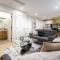 The Jasper, AC, 4 BD, Sleeps 8, Near DT & WEM! - 埃德蒙顿