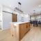 The Jasper, AC, 4 BD, Sleeps 8, Near DT & WEM! - 埃德蒙顿