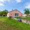 Three-Bedroom Holiday Home In Neoric