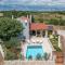 Villa Bandela