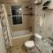 Cozy 4bd House Fireplace and Pond - 芝加哥