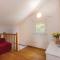 Nice Home In Ostrobradic With Jacuzzi