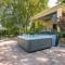 Nice Home In Ostrobradic With Jacuzzi