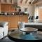 Oversized and cosy penthouse apartment with stunning views - Leytron