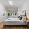 Lakefront Suite Studio Killarney Vale