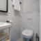 3 Bedroom Nice Home In Karlobag