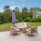 Lovely Home In Fårevejle With Kitchen