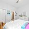 Art District Pool Home Only 4 Miles to Beach! - ملبورن