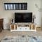 Minutes to the Beach! King Bed with TV, Spa Bath