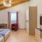 Nice Home In Rezanci With Wifi - Režanci
