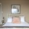 River Haven serene spacious with river views - 朗塞斯顿
