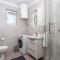 Stunning Apartment In Mladenici