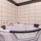 Awesome Home In Valbandon