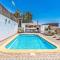 Beautiful Home In Cuevas Del Campo