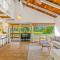 Beautiful Airy 1 Br Condo with Loft Golf Course View Pool Hot tub 209A - 普林斯维尔