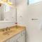 Beautiful Airy 1 Br Condo with Loft Golf Course View Pool Hot tub 209A - 普林斯维尔
