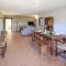 Nice Apartment In Loc, Saragano, Gualdo