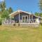 Three-Bedroom Holiday Home In Silkeborg