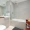 Brilliantly Connected 1BD Flat by Clissold Park - 伦敦