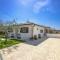 Villa Adry
