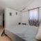 Beach Front Apartment In Kosljun