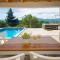 Gorgeous Home In Bajagic With Jacuzzi - Bajagić