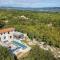 Villa Mons Caldera