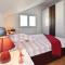 Three-Bedroom Apartment In Kastel Gomilica