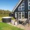 Lovely Holiday Home With Fantastic Views, Fenced Grounds, And A Wilderness Bath, - Skjern