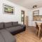 Nice Apartment In Cres With Kitchen