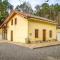 4 Bedroom Gorgeous Home In Lousame