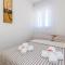 Six-Bedroom Holiday Home In Rogoznica