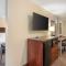 Best Western PLUS Cotton Tree Inn