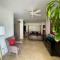 Private Villa and Apartment with Pool in Palm Beach