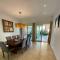 Private Villa and Apartment with Pool in Palm Beach