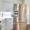 Gilford Townhome with Lakefront Beach and Pool Access! - غيلفورد