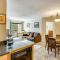 Skiing and Hiking Mtn-View Condo in Durango! - 杜兰戈山度假胜地