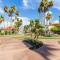 Val Vista Oasis- Gorgeous Gilbert Home with Pool - غلبرت
