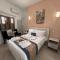 Royal Goddess Guest House, Walled City